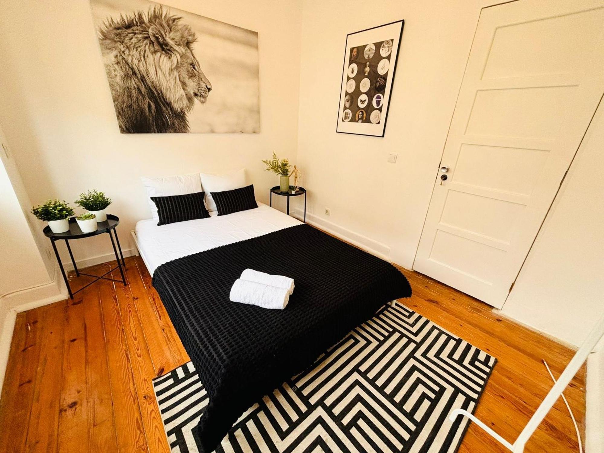 Luxury Rooms, Location For Tourists